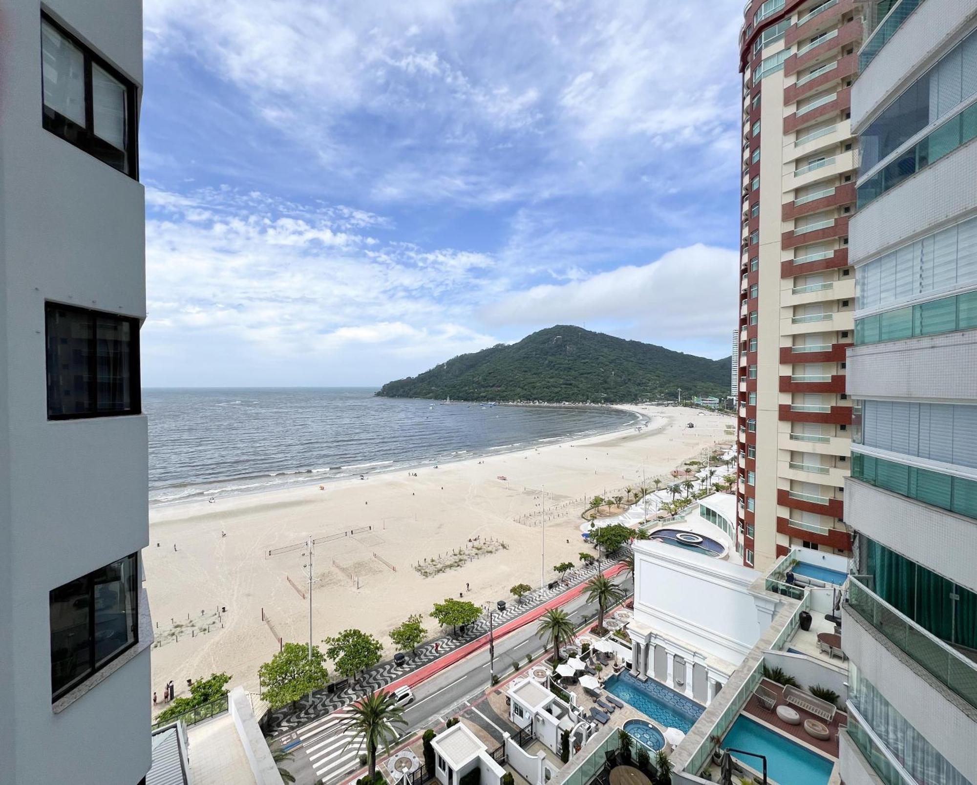 Excelente Ap Pe Na Areia Vista Mar Lejlighed Balneário Camboriú Eksteriør billede